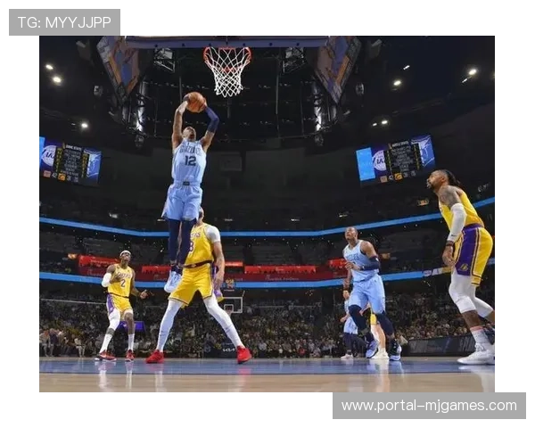 湖人对阵灰熊，詹姆斯与莫兰特上演直接对话，比分交替上升